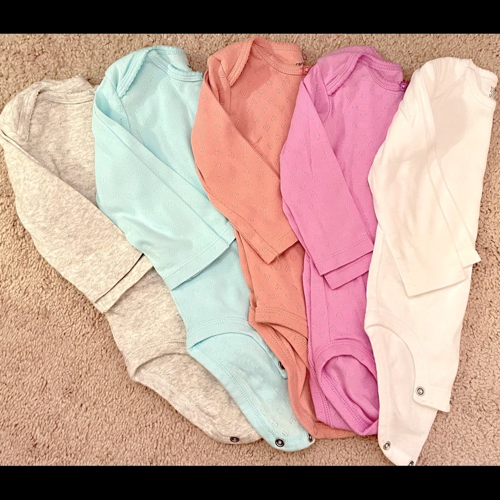 Carter’s baby girls LS onesies size 12 mos